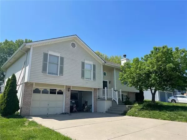 7016 N Crystal AVE, Kansas City, MO 64119