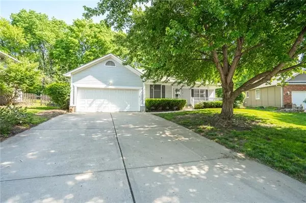 Blue Springs, MO 64014,1217 NE Quail Walk DR