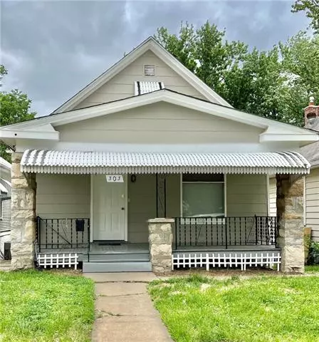 303 N Jackson AVE,  Kansas City,  MO 64123