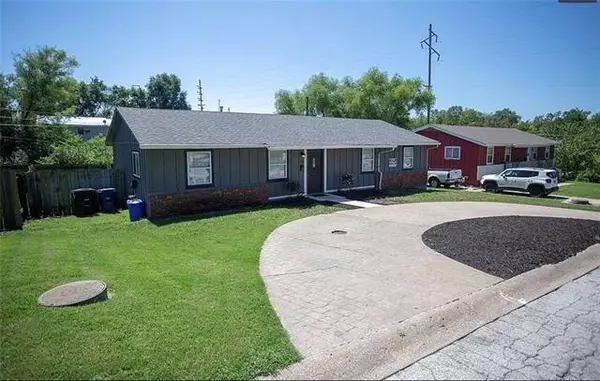 Belton, MO 64012,305 Grand ST