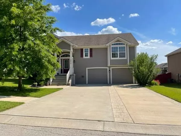 Leavenworth, KS 66048,2415 Shenandoah DR