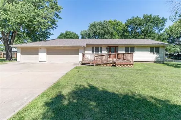 2308 Anderson RD, Lawrence, KS 66049