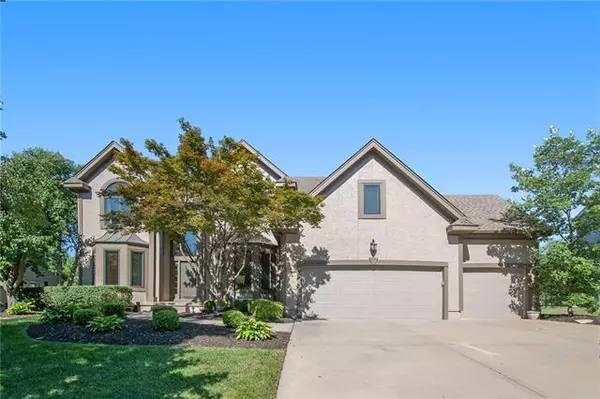 14112 Granada RD, Leawood, KS 66224