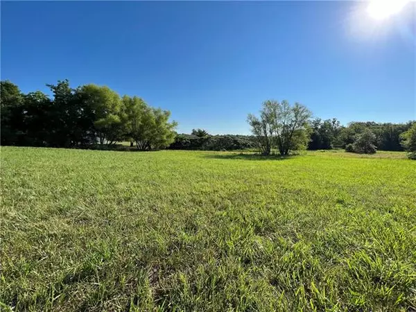 Nevada, MO 64772,S 1275 RD