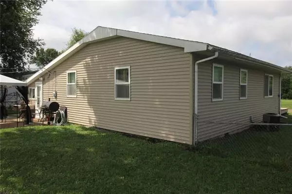 Trimble, MO 64492,7051 SW F Hwy N/A