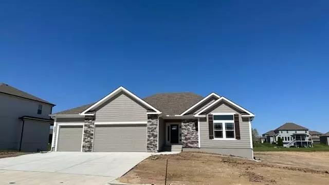 Kearney, MO 64060,2301 Foxtail DR