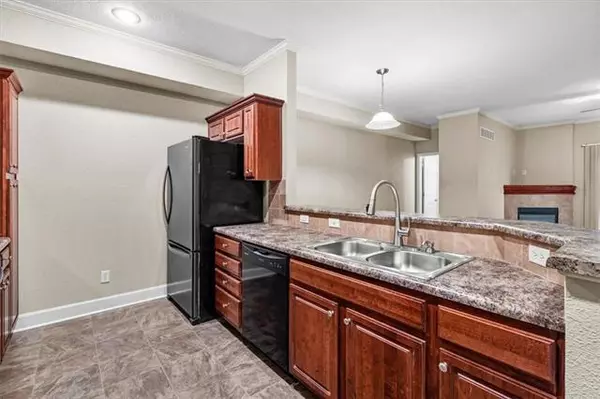 Olathe, KS 66062,14029 W 112th TER