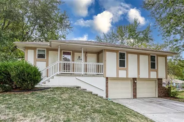 Blue Springs, MO 64014,1308 SE Alice CT