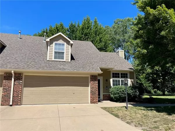 2213 Vail WAY, Lawrence, KS 66047