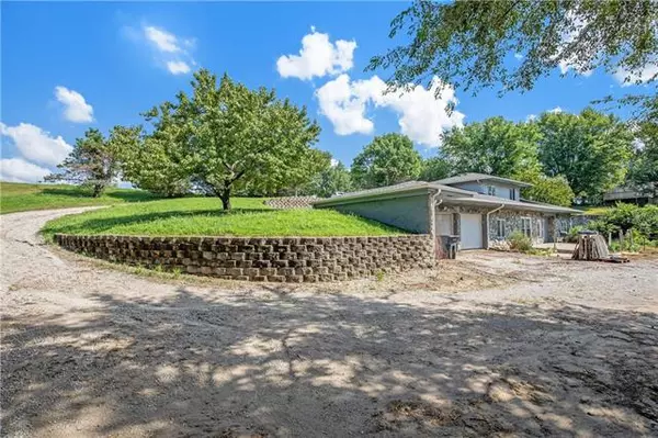 Excelsior Springs, MO 64024,26609 NE 98th ST