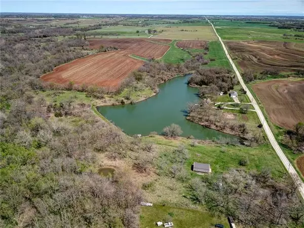 Blairstown, MO 64726,823 SW 1300 RD