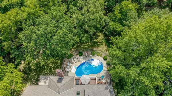 Blue Springs, MO 64015,3620 SW Kimstin CIR