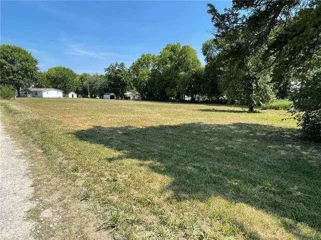 203 N Lincoln ST, Fontana, KS 66026