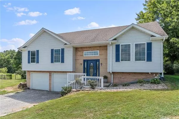 Cameron, MO 64429,9302 NW Louise DR