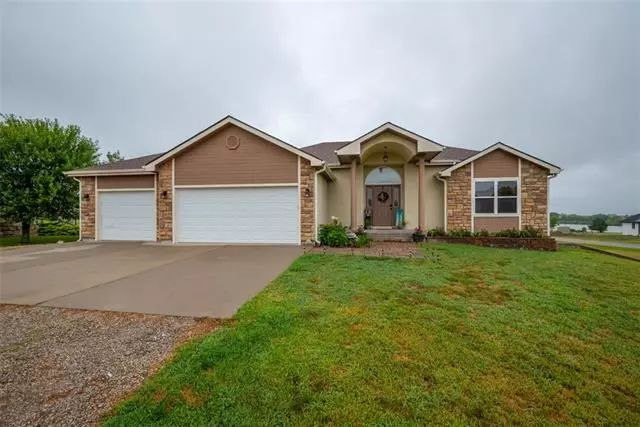 Meriden, KS 66512,9942 Greenview DR