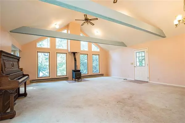 Lane, KS 66042,3 Timber Lake RD