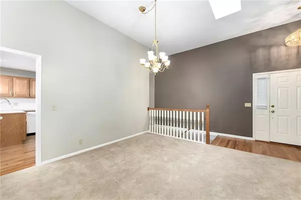 Overland Park, KS 66223,6800 W 156 ST