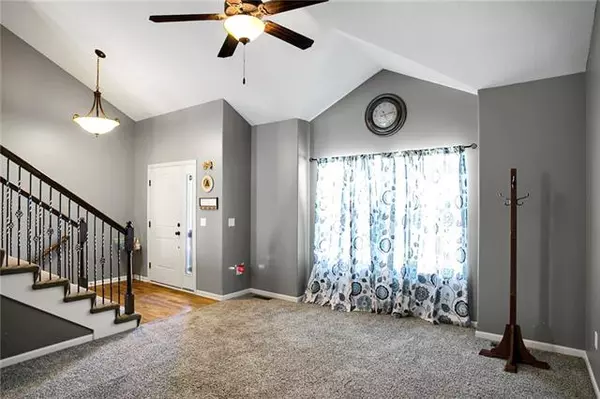 Greenwood, MO 64034,903 BELLFLOWER LN