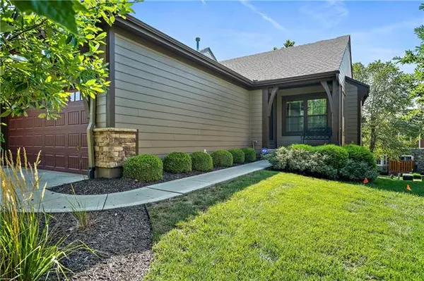 Overland Park, KS 66223,7859 W 158th ST