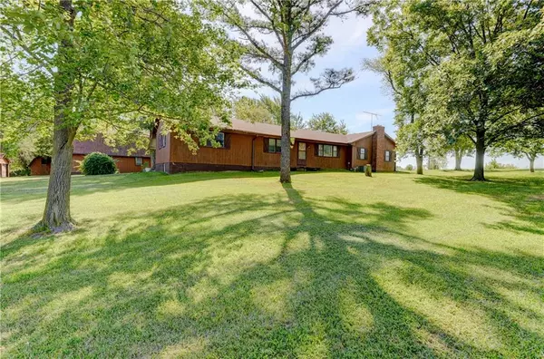 Trimble, MO 64492,8244 SW 223rd ST