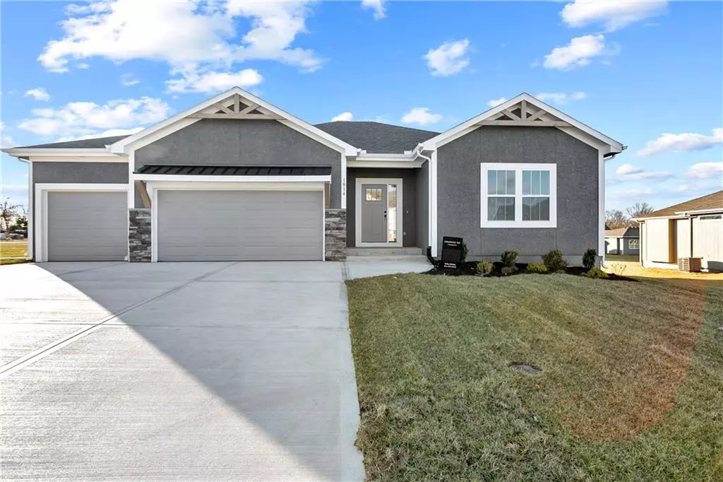 Pleasant Hill, MO 64080,1814 Winchester DR