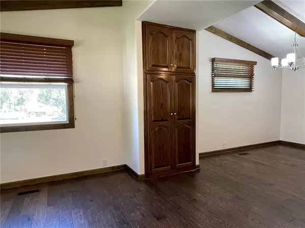 Osawatomie, KS 66064,201 E Mill ST