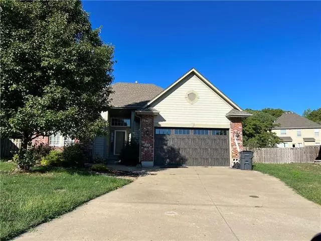 Grain Valley, MO 64029,504 SW Oak Wood CT