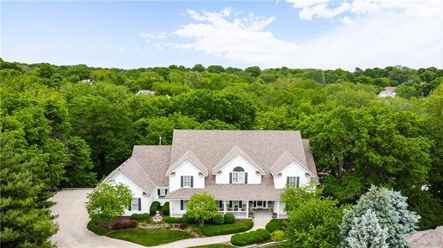 715 Westwoods DR, Liberty, MO 64068