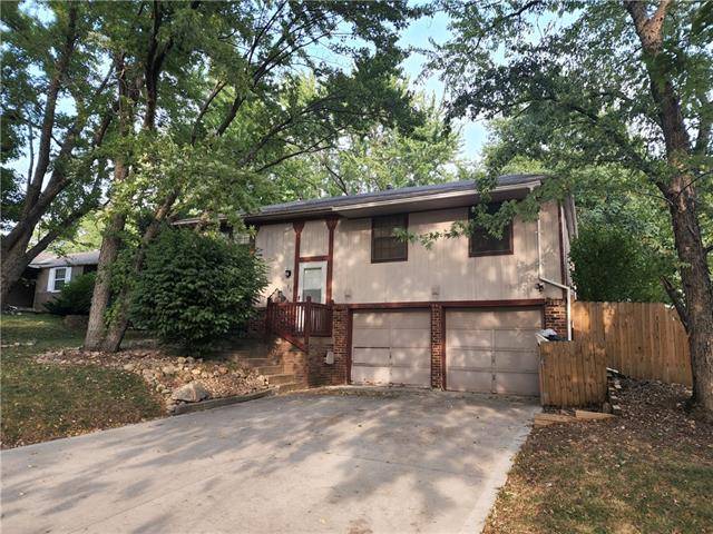 Olathe, KS 66062,13035 S Raintree DR