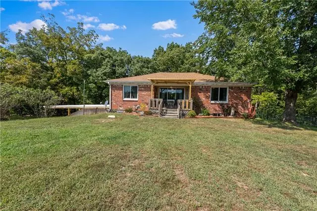 19281 166 ST, Basehor, KS 66007