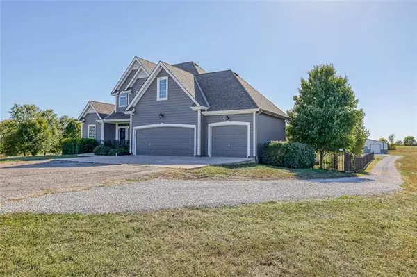 Lone Jack, MO 64086,222 Lakota LN