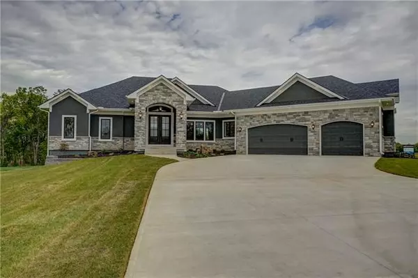 Lake Winnebago, MO 64034,2 Buffalo Ridge DR