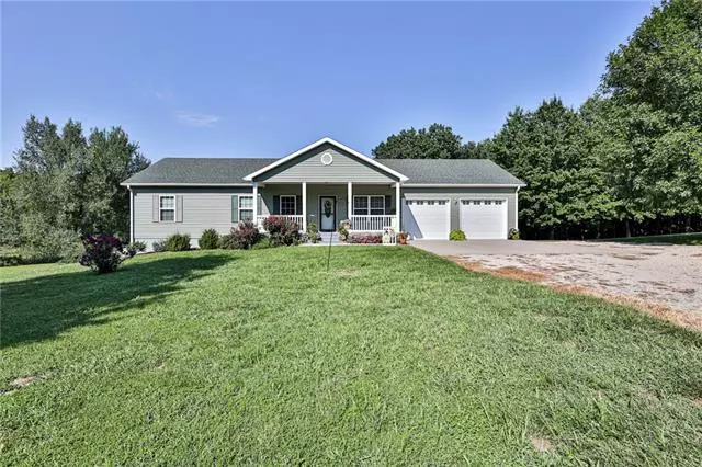 520 SW 701St RD, Centerview, MO 64019