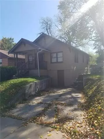 Kansas City, MO 64132,3503 E 67 ST