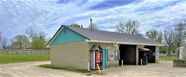 618 A ST, Creighton, MO 64739