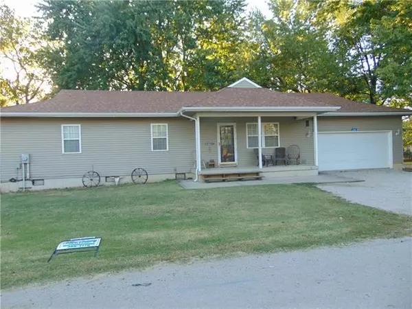 Parker, KS 66072,306 S Walnut ST