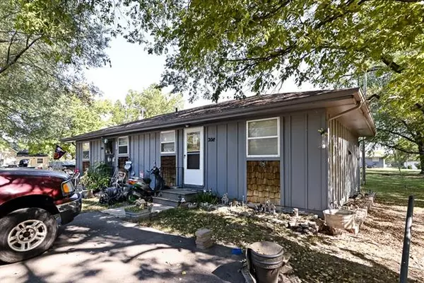 Linwood, KS 66052,409 2nd ST