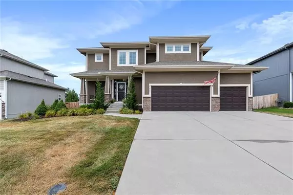 25982 W 143rd TER, Olathe, KS 66061