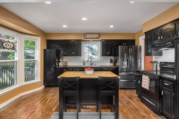 Shawnee, KS 66203,10701 W 54th ST