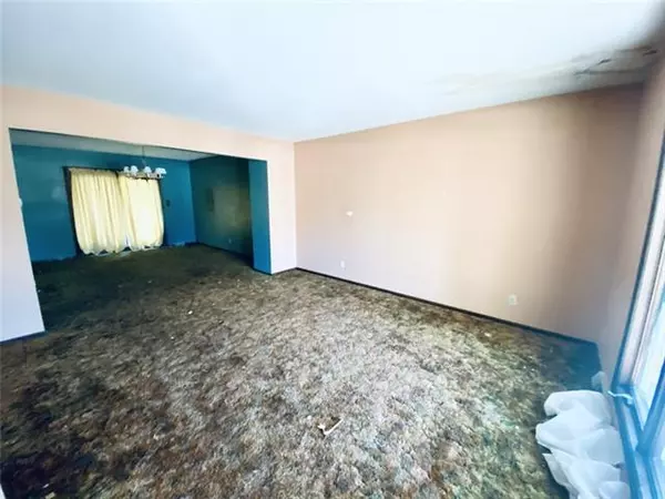 Concordia, MO 64020,411 S Orange ST