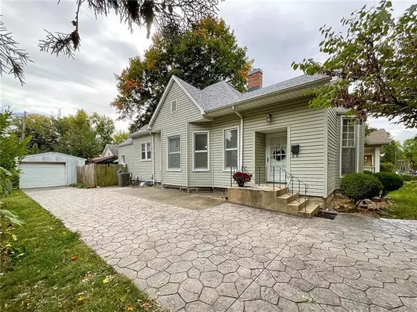 Sedalia, MO 65301,815 W 5th ST