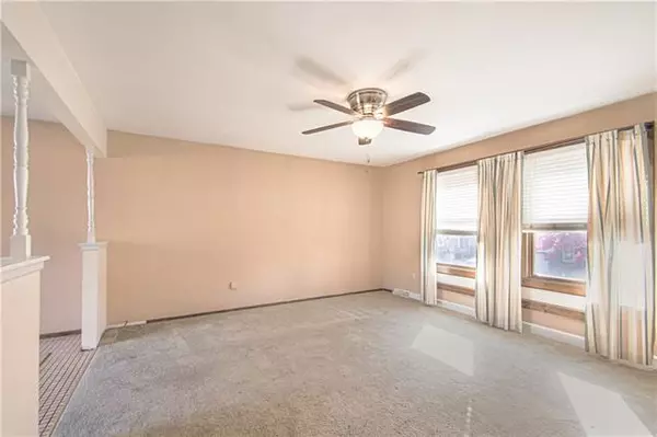 Independence, MO 64056,16924 E 3rd Terr South TER