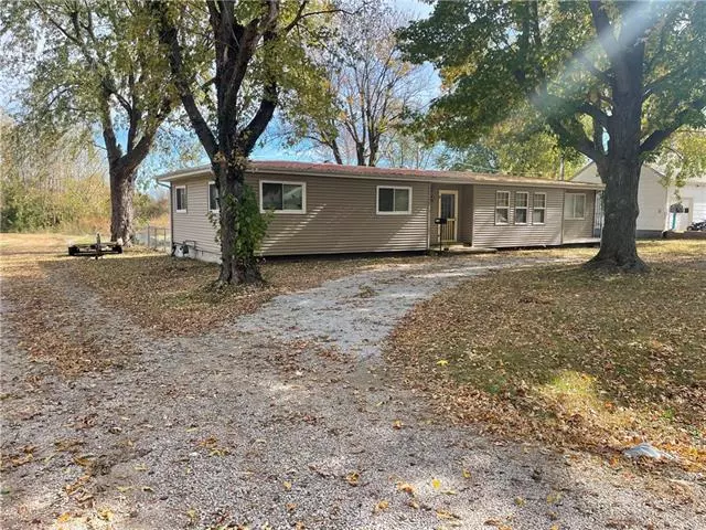 Appleton City, MO 64724,720 N Poplar ST