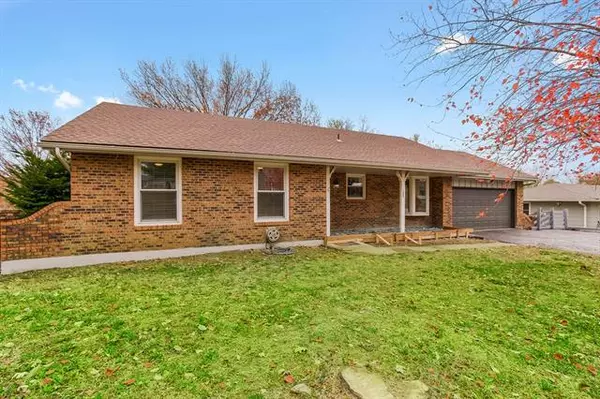 Edwardsville, KS 66111-1151,1203 S 104th ST