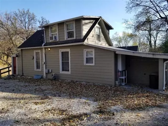 2426 S 12th TER, Kansas City, KS 66103