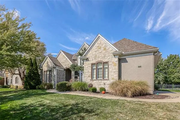 Leawood, KS 66224,3704 W 141st ST