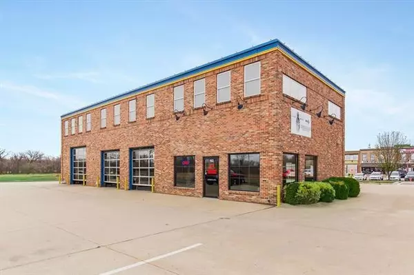 Grain Valley, MO 64029,162 S Buckner Tarsney RD