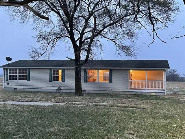 Paola, KS 66071,25651 W 343rd ST