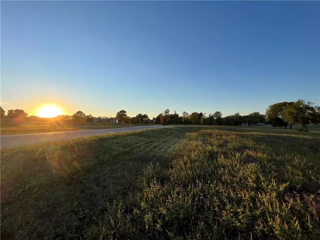 Ottawa, KS 66067,1609 Ash CT