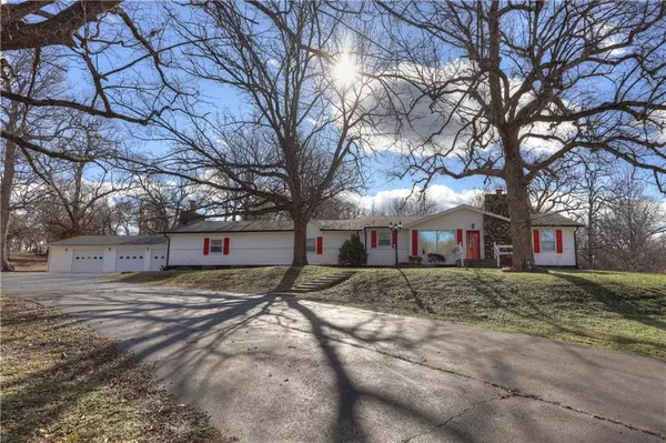 Baxter Springs, KS 66713,951 Oak Crest N/A